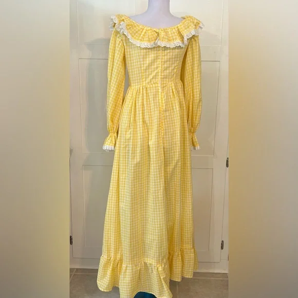 Handmade Prairie cottage-core Gingham Dress - Picture 6 of 16